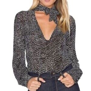 Anthropologie Top Cloth & Stone Tie Neck Long Sleeved Blouse Women’s Size Small